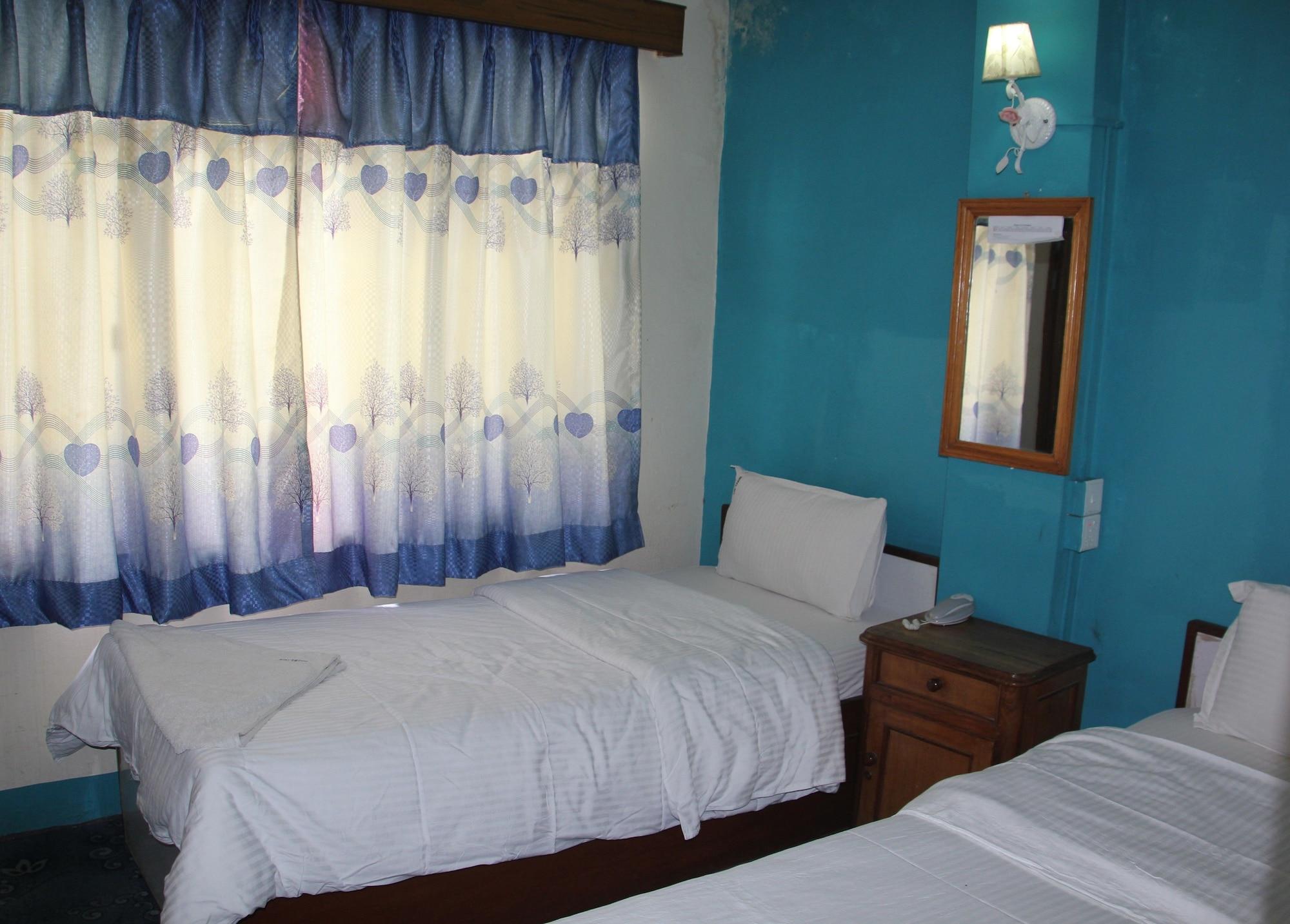 Hotel Api Kathmandu Bagian luar foto
